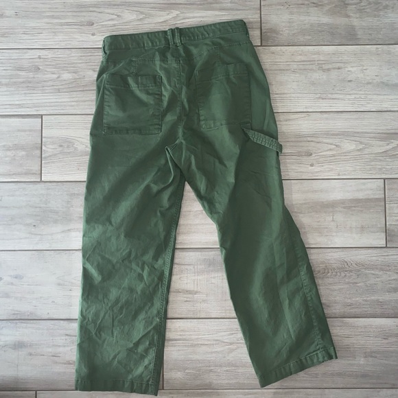 Green old navy cargo pants size 10💚💚 - Picture 3 of 3